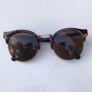 Tortoise Shell Brown Sunglasses